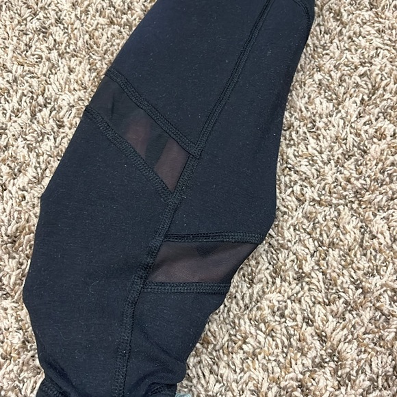 REEBOK/OLD NAVY leggings 🖤 - Picture 6 of 7